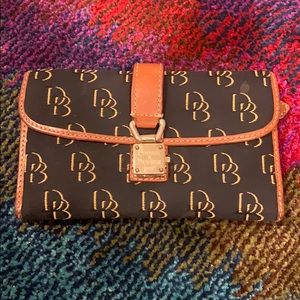 DOONEY & BOURKE 1975 Wallet